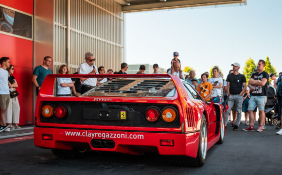 Ferrari_F 40_Clay Regazzoni_autobau_erlebniswelt