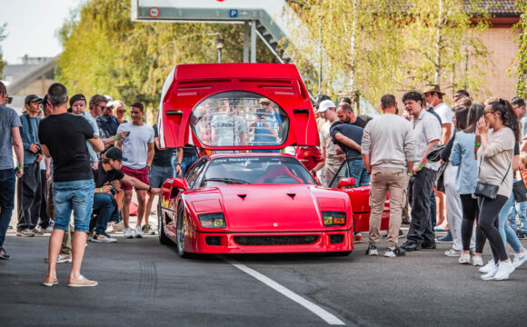 Roll out Ferrari F40/F40Clay Regazzoni_autobau_erlebniswelt_Fotos Robin_Möhl